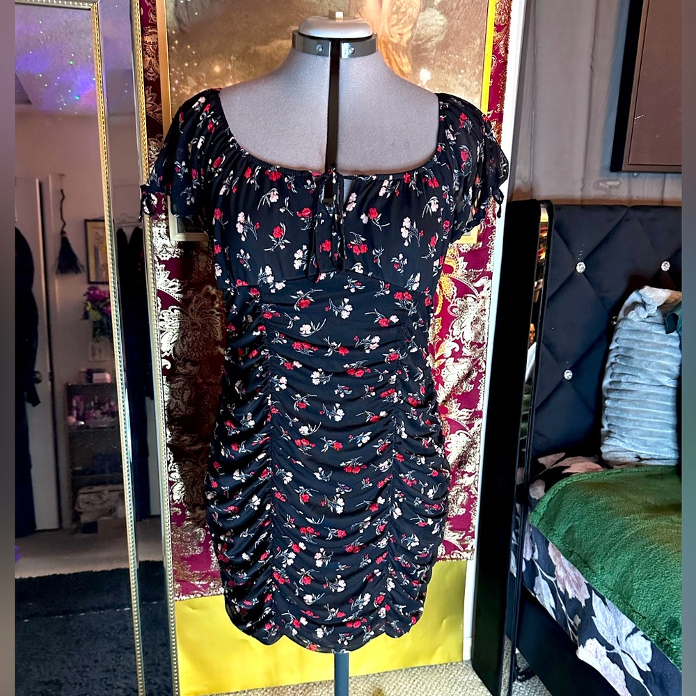 Pretty Floral Dress with Ruffles